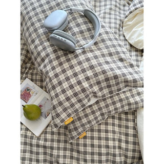 Black and Ivory Check Pattern Duvet Cover Set 2 Sizes  All Seasons