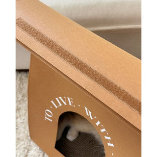 Paper bag style cat housein . Cat house scratching post foldable.