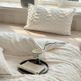 Faux Fur Wave Piping Winter Duvet Cover Set