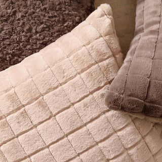 Rich Faux Fur Grid Cushion Cover  45 x 45 cm