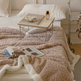 Leaf pattern blanket single size 150 x 200 cm blanket for protection against air conditioning.