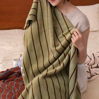 Classic Stripe Bath Towel  100% Cotton Hanging Type Combed Cotton Large Size Towel Blanket