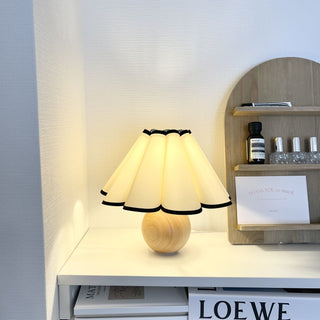 Piping Shade Light Wood Lamp