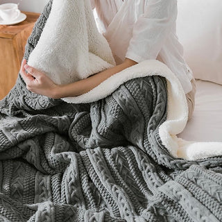 Cable Knit Boa Blanket  130 x 160 cm