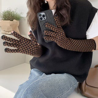 Smartphone Compatible Checkerboard Pattern Long Gloves