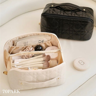 Quilted Large Capacity Cosmetic Storage Pouch  Travel Pouch