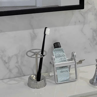 Toothbrush Stand x Tube Squeezer Piece Set