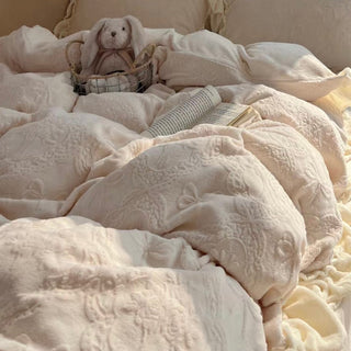 Ivory Ribbon Bouquet Pattern Milk Velvet Winter Thick Duvet Cover Set