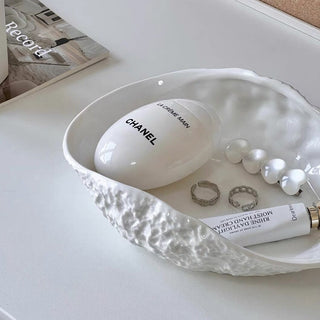 Shell motif ceramic accessory tray