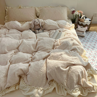 Ivory Ribbon Bouquet Pattern Milk Velvet Winter Thick Duvet Cover Set