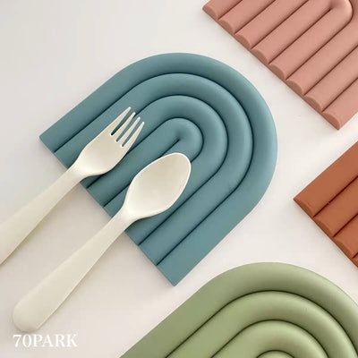 Rainbow-shaped silicone coaster pot holder