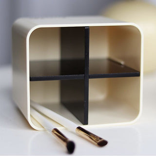 Bicolor Lettering Divider Brush Stand