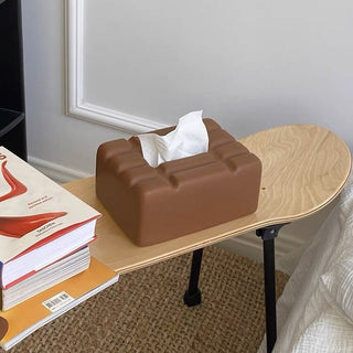 Ceramic plate chocolate motif tissue case