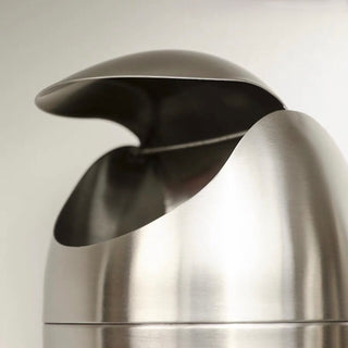 Stainless steel egg-shaped tabletop dustbin with lid