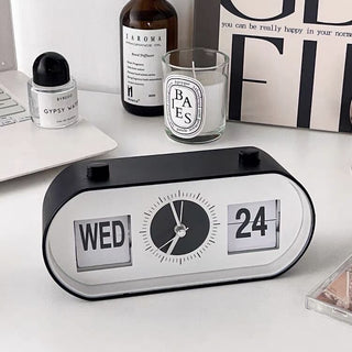 Monochrome Analog Clock Desk Clock with Alarm Function