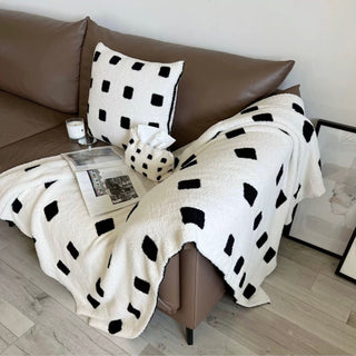 Monochrome Square Pattern Soft Blanket 120x160 Lap Blanket