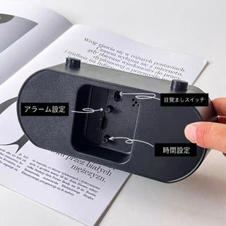 Monochrome Analog Clock Desk Clock with Alarm Function