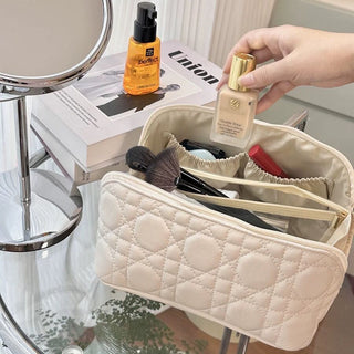 Quilted Large Capacity Cosmetic Storage Pouch  Travel Pouch