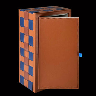 Box-shaped braided faux leather tissue case
