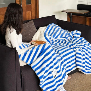 Wide Stripe Pattern Fluffy Soft Blanket  150 x 200 cm Blanket Throw