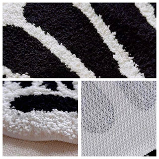 Shell motif monochrome door mat 40 x 64