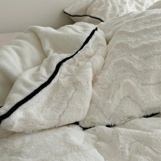 Faux Fur Wave Piping Winter Duvet Cover Set