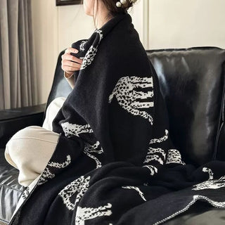 Cheetah print knit blanket 130 x 170 cm black lap blanket multi-cover