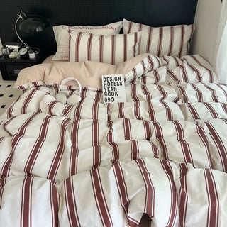 Retro Red Stripe Duvet Cover Set   All Seasons