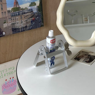 Toothbrush Stand x Tube Squeezer Piece Set