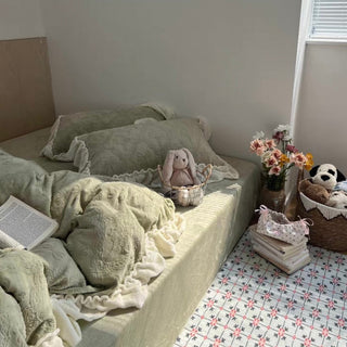 Green Ribbon Bouquet Pattern Milk Velvet Winter Thick Duvet Cover Set