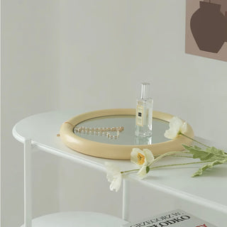 Round Frame Simple Wall Mirror