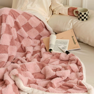 Argyle pattern blanket single size 150 x 200 cm blanket for protection against air conditioning.
