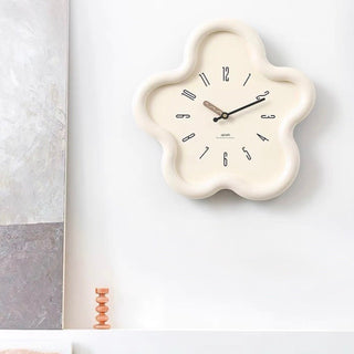 Chubby Flower Frame Clock  Wall Clock