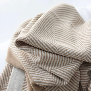 Herringbone pattern Simple knit blanket 130 x 170 lap blanket