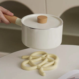Knot Design Ceramic Trivet    Object