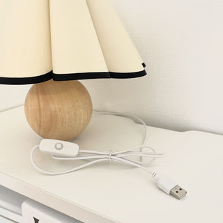 Piping Shade Light Wood Lamp