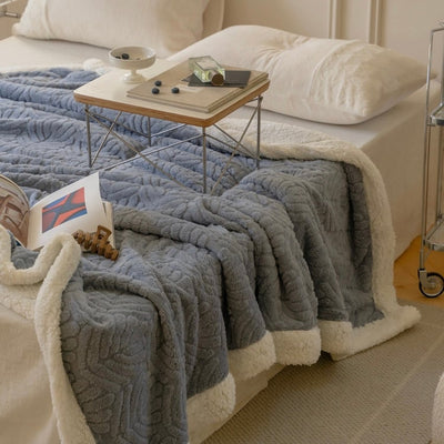 Leaf pattern blanket single size 150 x 200 cm blanket for protection against air conditioning.