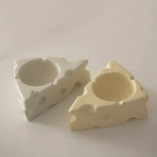 Cheese motif candle holder with tray