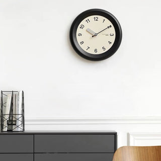 Chubby Frame Round Clock  Wall Clock
