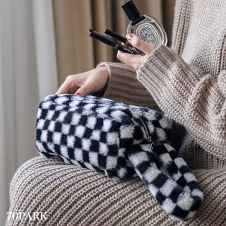 Checkerboard pattern faux fur pouch cosmetic storage bag