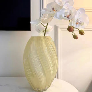 Twist Design Glass Flower Vase