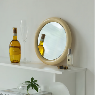 Round Frame Simple Wall Mirror