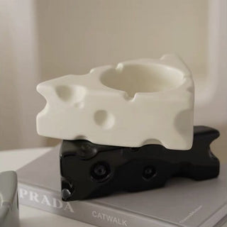 Cheese motif candle holder with tray