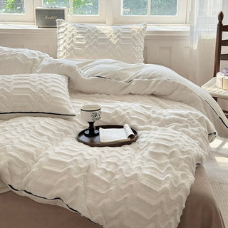 Faux Fur Wave Piping Winter Duvet Cover Set
