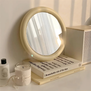 Round Frame Simple Wall Mirror