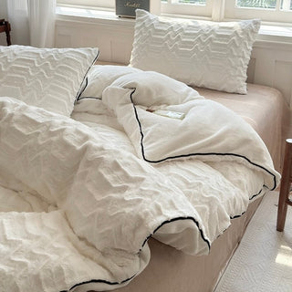 Faux Fur Wave Piping Winter Duvet Cover Set