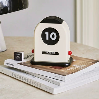 Monochrome Retro Card-type Perpetual Calendar Wooden Desk Calendar