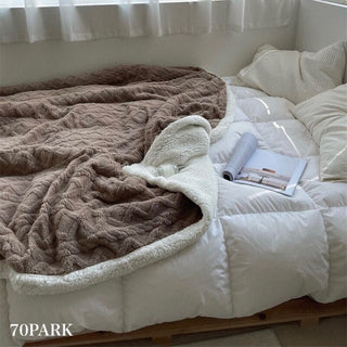 Cable pattern colored fleece blanket