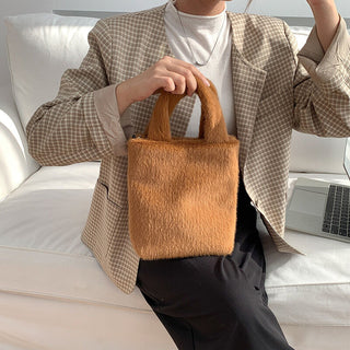 way Faux Fur Handbag    Shoulder Bag