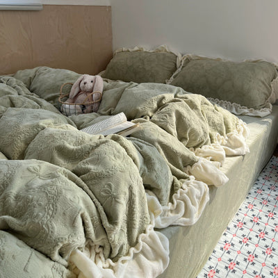 Green Ribbon Bouquet Pattern Milk Velvet Winter Thick Duvet Cover Set